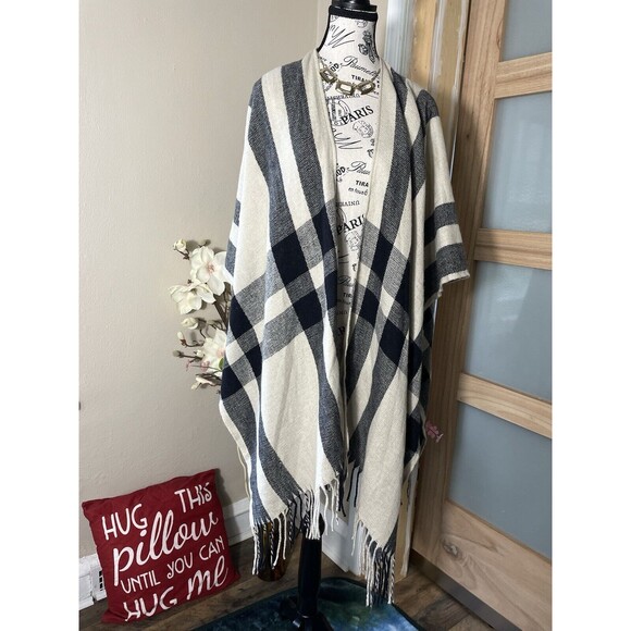 Banana Republic Shrug Shawl Wrap Sweater Cardigan Plaid Western Fringe One Size - Picture 1 of 7